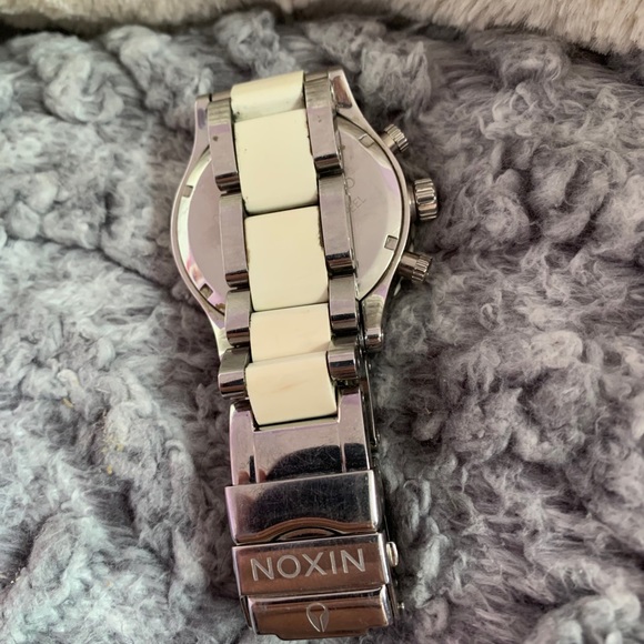 Nixon Men’s Watch - Picture 3 of 4